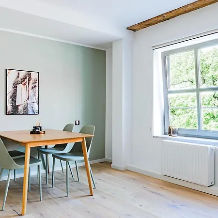 Limehome Konrad-adenauer-str Apartman