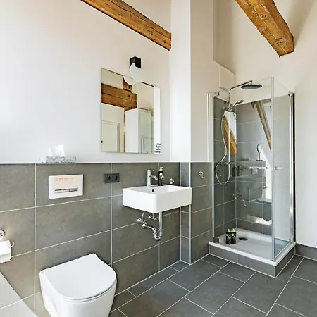 Limehome Konrad-adenauer-str Apartment