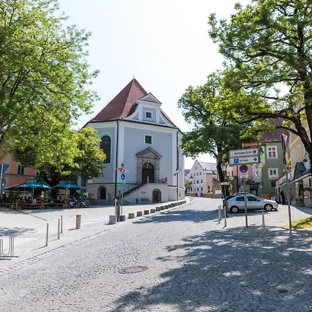 Limehome Konrad-adenauer-str Apartment
